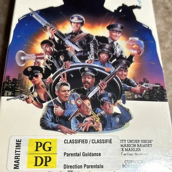 SEALED Police Academy 6  Original 1989  VHS.city under siege Warner Brothers. - Picture 6 of 10